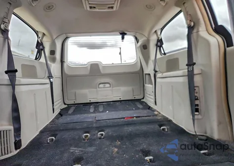 2016 Chrysler Town & Country Touring из США, поврежденный, VIN 2C4RC1BG7GR103852